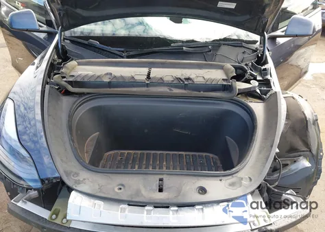 2023 Tesla Model Y Awd/Long Range Dual Motor All-Wheel Drive из США, поврежденный, VIN 7SAYGDEE5PF777248